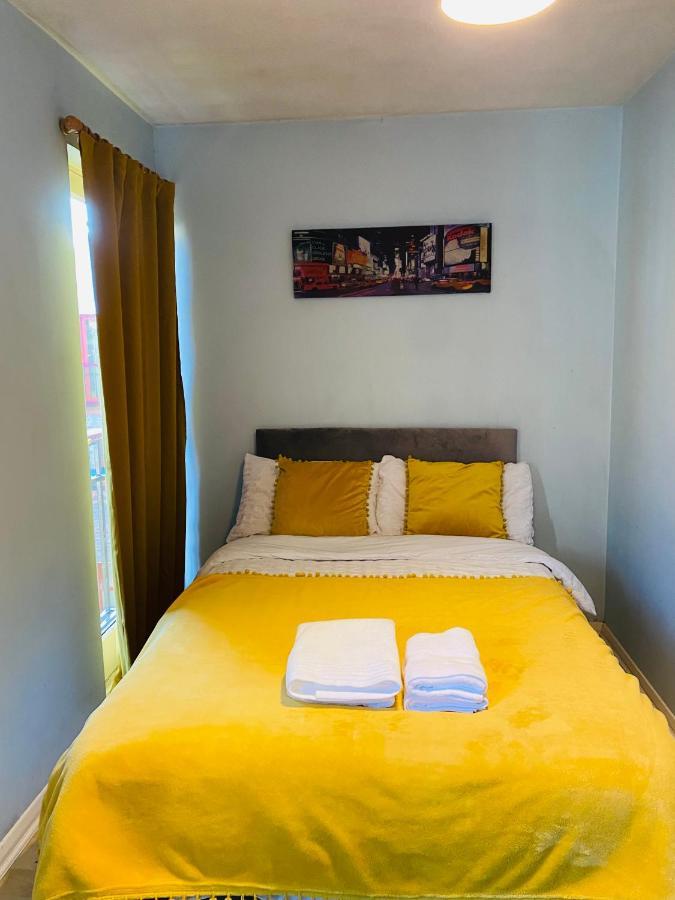 Cozy Private Room For Single Use London Exterior photo